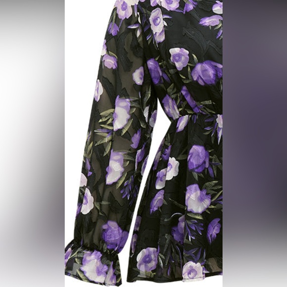 BloomChic Chiffon Floral Mesh Wrap Ruffle Hem Blouse. 18/20 NWT 2x - Picture 4 of 15